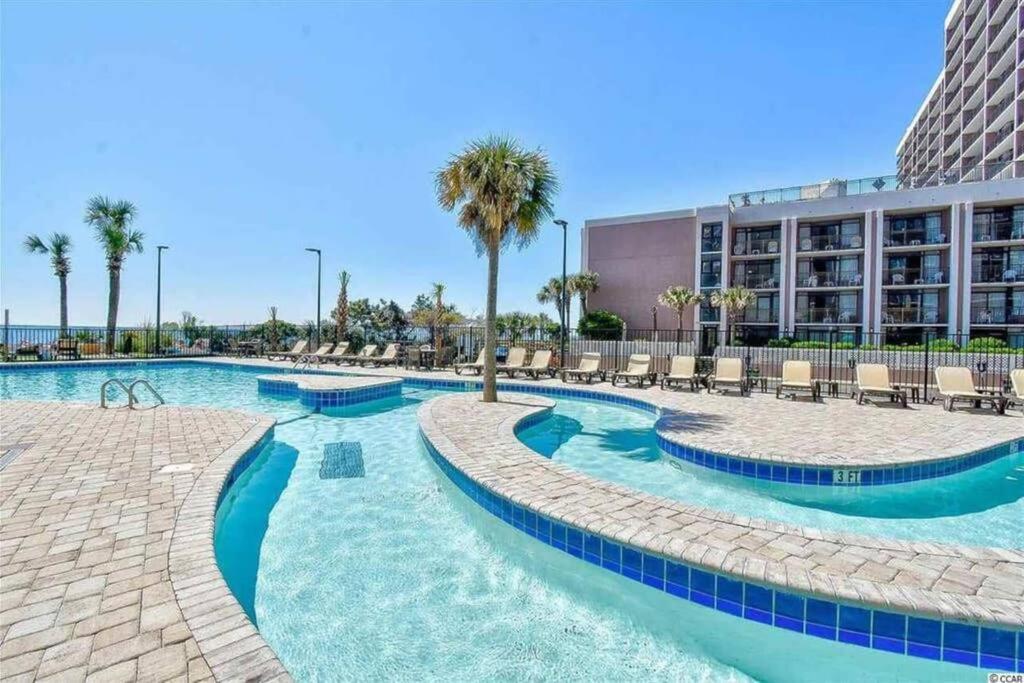 *Renovated Oceanfront Condo*Queen Beds*Pools*Hot Tubs*More*P220 マートルビーチ エクステリア 写真