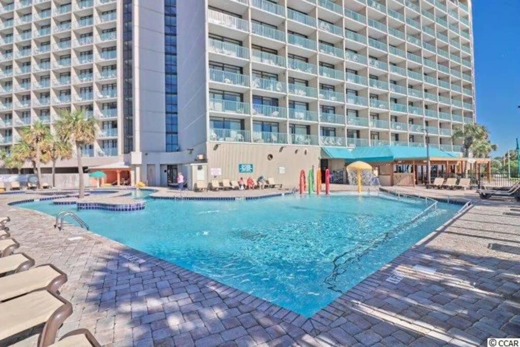 *Renovated Oceanfront Condo*Queen Beds*Pools*Hot Tubs*More*P220 マートルビーチ エクステリア 写真