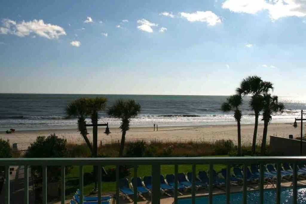 *Renovated Oceanfront Condo*Queen Beds*Pools*Hot Tubs*More*P220 マートルビーチ エクステリア 写真